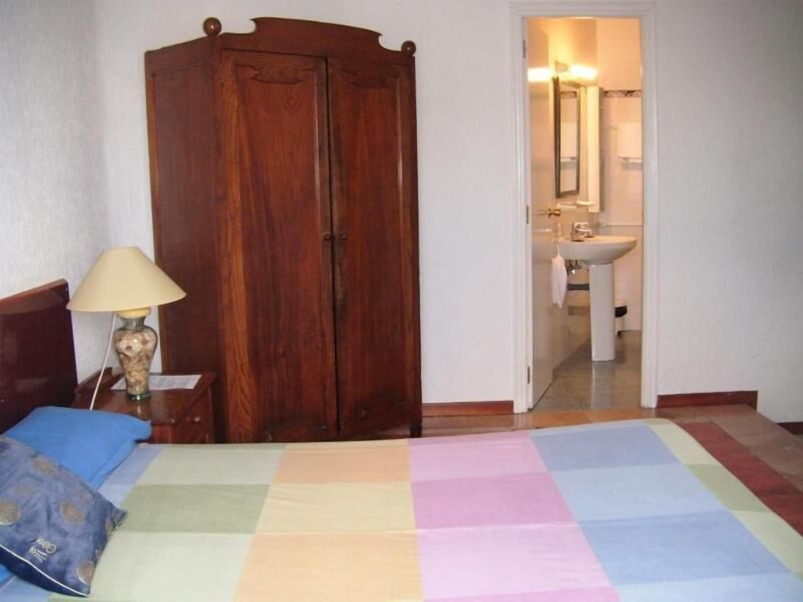 Gay Hostal Puerta Del Sol Madrid — Photos 3